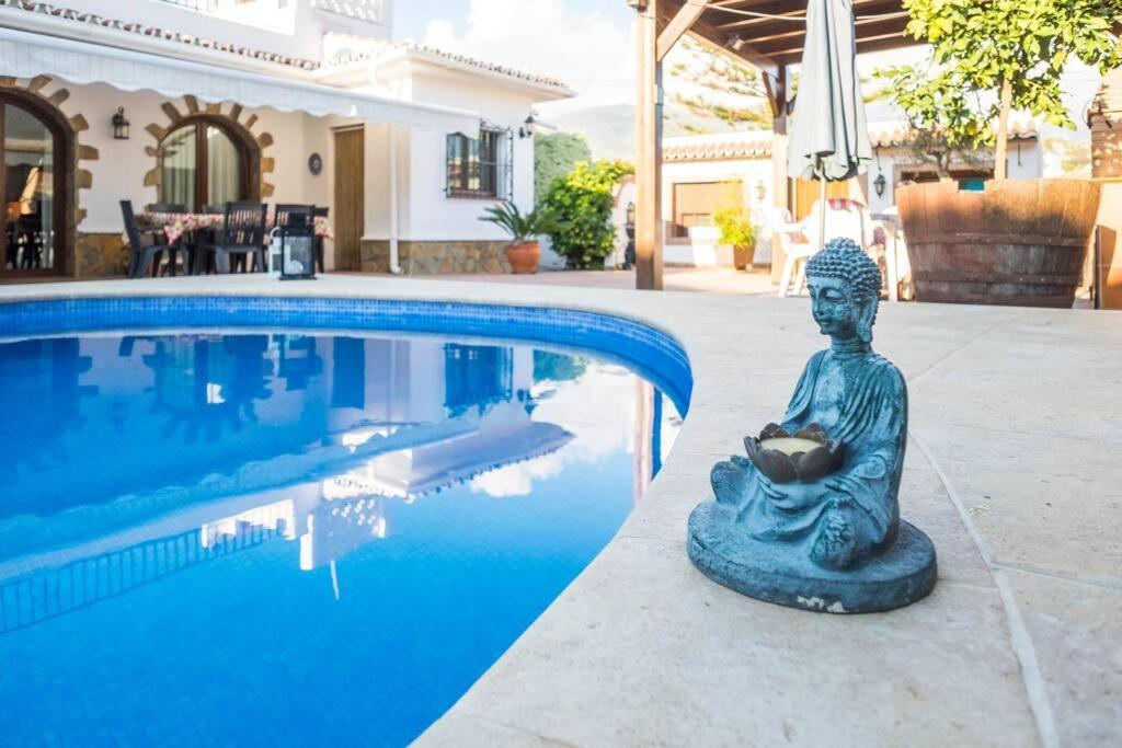 Estudio Maria De Waard Nerja Exterior foto